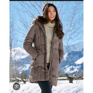 Eddie Bauer Women's M Lodge Down Duffle Puffer Coat Taupe Removable Fur & Hood